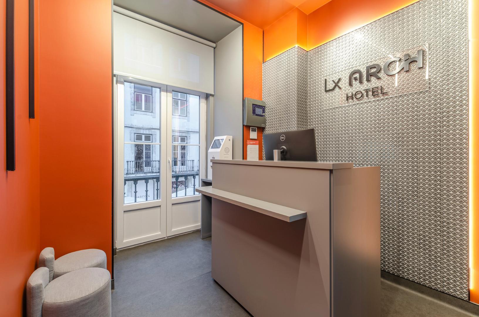 Tourist Information and Concierge  Lx Arch Hotel Lisboa
